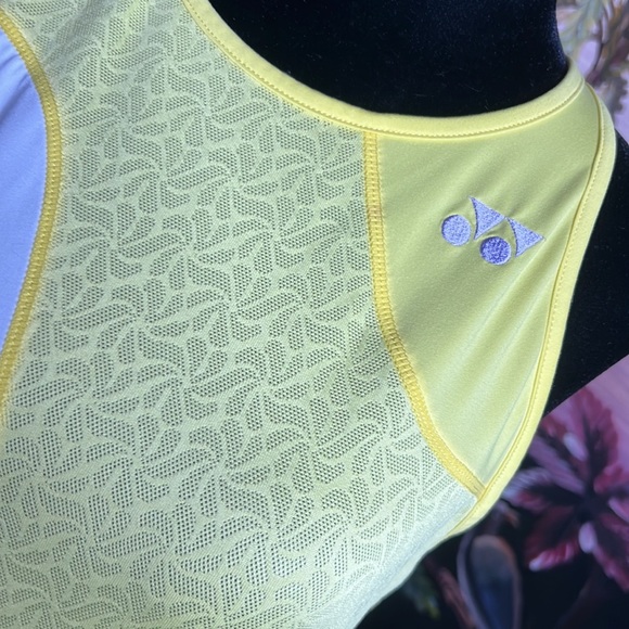 ⚡️🤍Electric yellow and white women’s Yonex tournament tennis tank🤍⚡️ - Picture 2 of 4